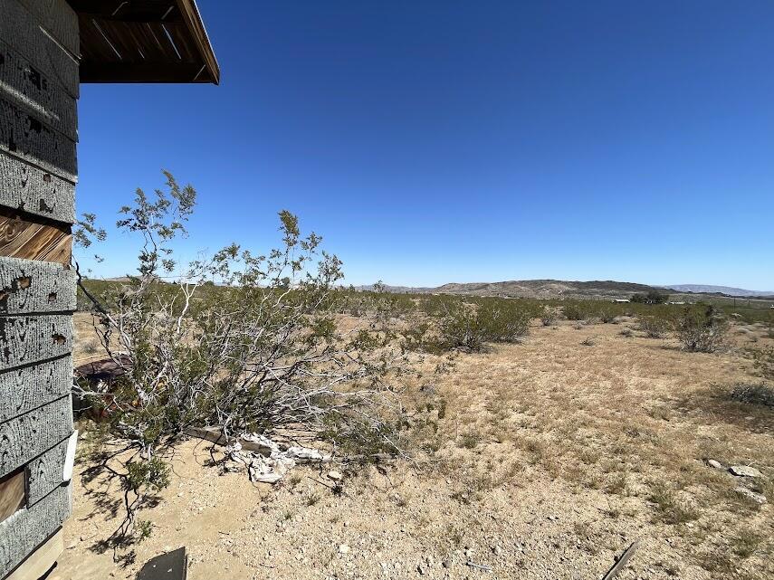https://media.crmls.org/mediaz/4ac3f306-ef0a-4283-ba72-4ff4869553f3.jpg?preset=X-Large