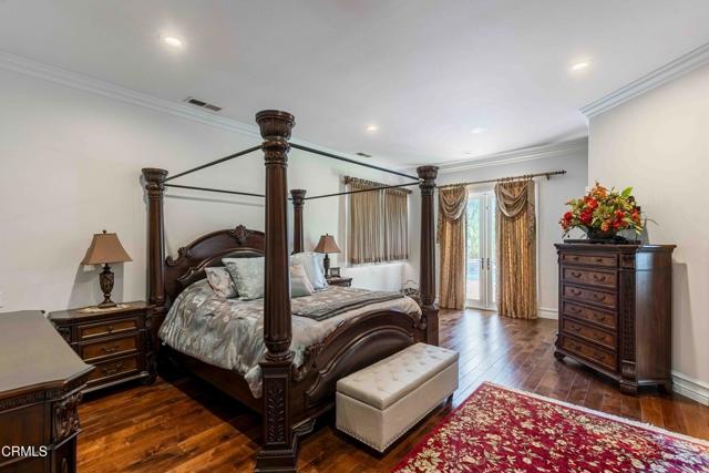 3007 Springbank Court, Bakersfield CA: https://media.crmls.org/mediaz/4ac41cf6-0f01-4514-9077-1903d6a1c4a9.jpg