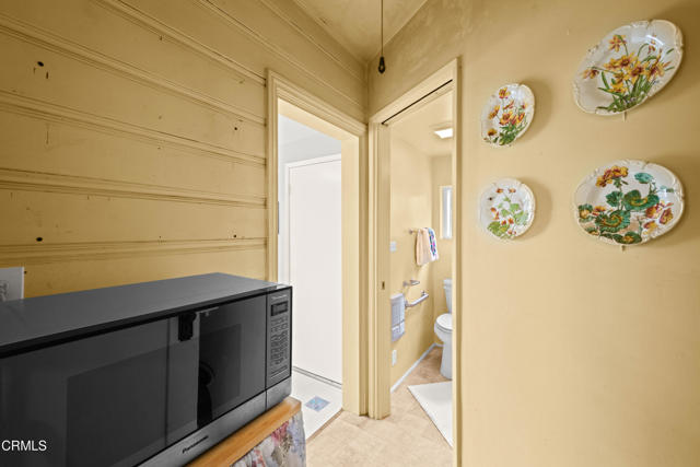 Detail Gallery Image 31 of 42 For 255 N Canyon Bld, Monrovia,  CA 91016 - 3 Beds | 2 Baths