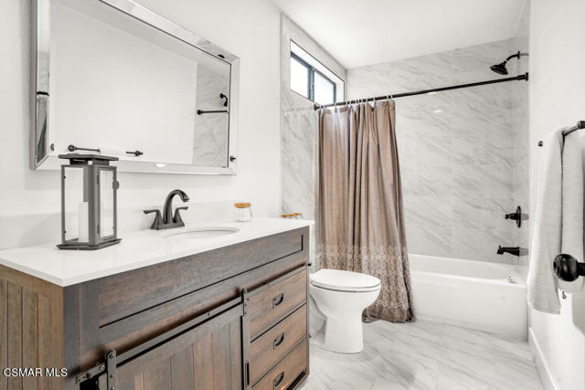 6057 Rainbow Hill Road, Agoura Hills CA: https://media.crmls.org/mediaz/4ac52324-f06d-4467-8d6a-a2a939749339.jpg