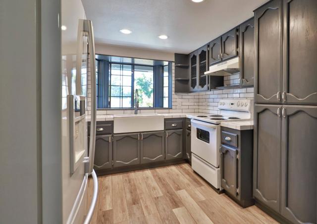 5829 San Juan Avenue, Citrus Heights CA: https://media.crmls.org/mediaz/4ac7db9c-1ae5-4982-9c15-bf5725ede71a.jpg