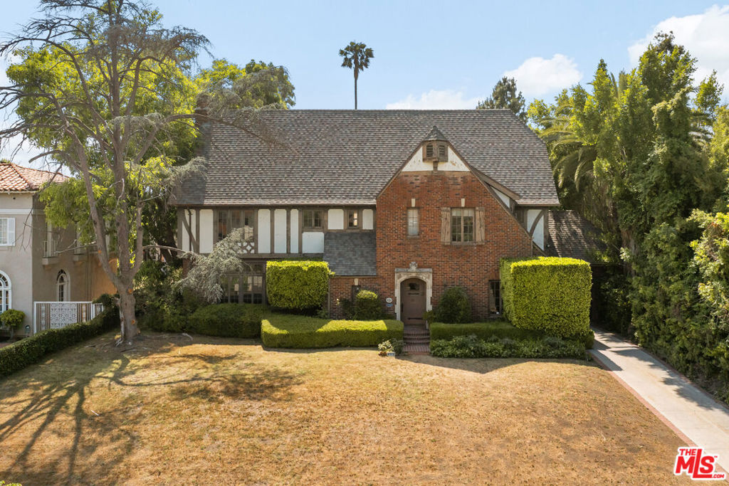 443 S June Street