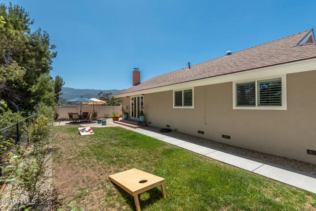 364 Longwood Court, Thousand Oaks CA: https://media.crmls.org/mediaz/4aca516f-2c84-409c-8cda-da60ca1f7627.jpg