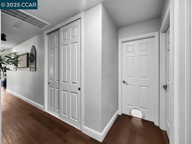 14 Mt Eden Pl, Clayton CA: https://media.crmls.org/mediaz/4aca82ca-b55d-438e-9c10-5dc797b5dab3.jpg