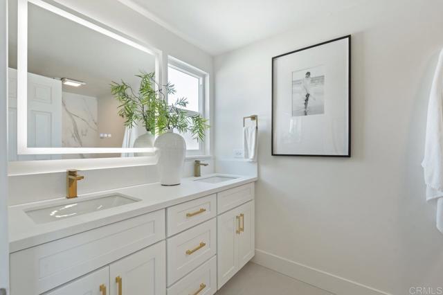 Detail Gallery Image 42 of 61 For 408 Bonair Street, La Jolla,  CA 92037 - 3 Beds | 2 Baths