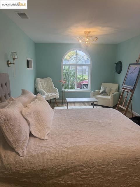 2269 Cypress AVE, San Pablo CA: https://media.crmls.org/mediaz/4acb48d2-d72d-4a79-ac1f-f3bc333543c2.jpg