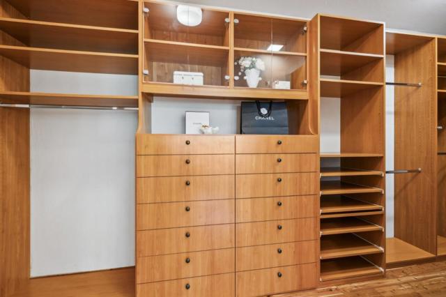 3003 Canyon Road, Burlingame CA: https://media.crmls.org/mediaz/4acb689d-5890-4dff-b0e1-140e6b2d5e26.jpg