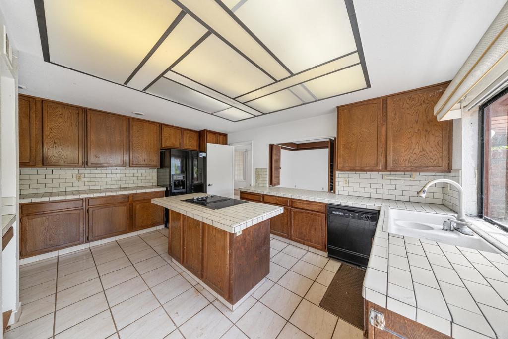 245 Loma Corta Drive - photo 16