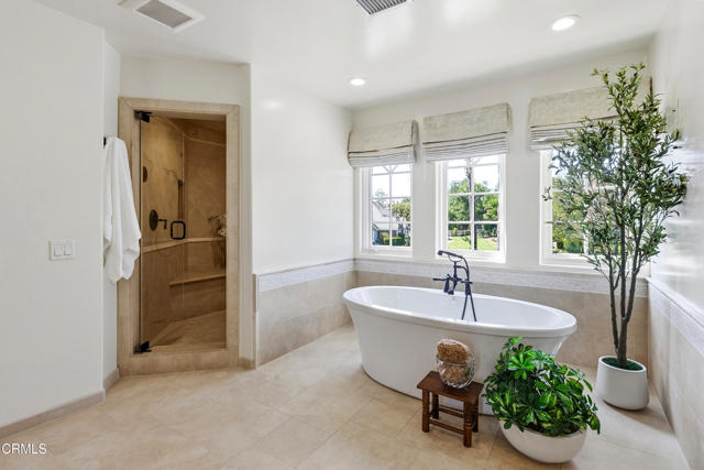 Detail Gallery Image 36 of 75 For 2296 Applewood Ln, Camarillo,  CA 93012 - 5 Beds | 4/1 Baths