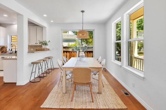 221 Creekside Village Drive, Los Gatos CA: https://media.crmls.org/mediaz/4ace3393-0f25-4f80-8691-d6874c7e997b.jpg