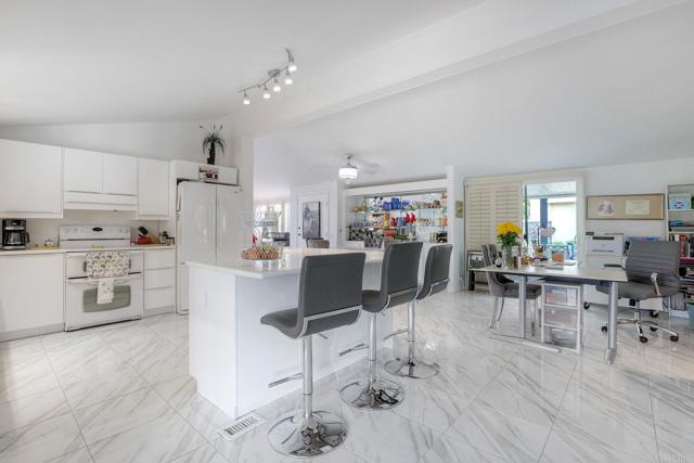 Detail Gallery Image 12 of 38 For 18218 Paradise Mountain Rd Spc 16 #LOT 16,  Valley Center,  CA 92082 - 2 Beds | 2 Baths