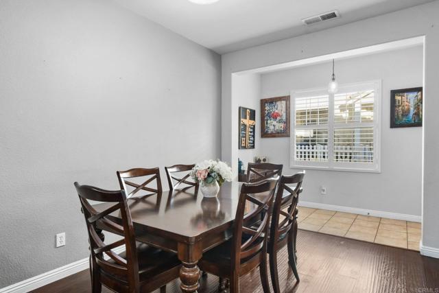 Detail Gallery Image 7 of 42 For 1459 Claude Ln #4,  Chula Vista,  CA 91913 - 3 Beds | 2/1 Baths