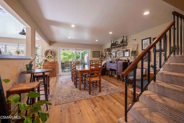 5625 Slicers Circle, Agoura Hills CA: https://media.crmls.org/mediaz/4ad03219-857c-4d85-9e77-1e5b5f077c8f.jpg