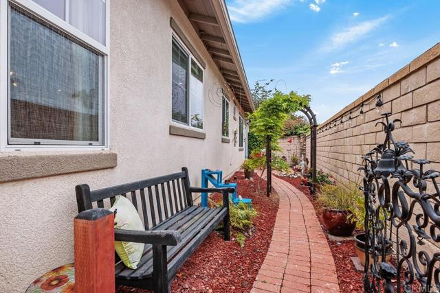 601 Carnation Court, San Marcos CA: https://media.crmls.org/mediaz/4ad03908-1e76-447f-a495-f874a456f467.jpg