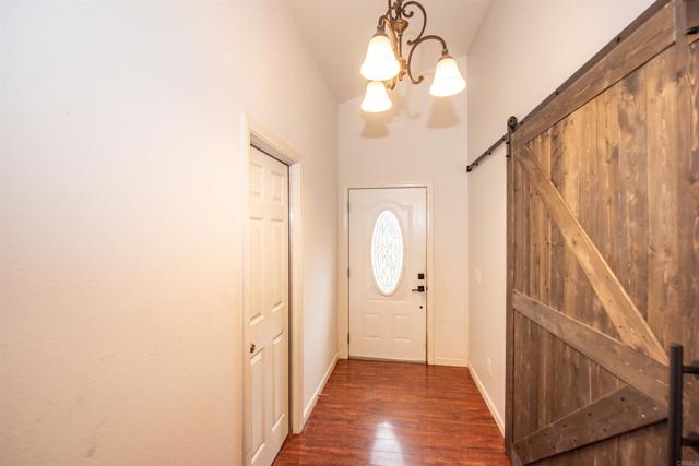 829 Warmlands Avenue, Vista CA: https://media.crmls.org/mediaz/4ad092f0-39e0-4e43-92a9-ca097adb8c84.jpg