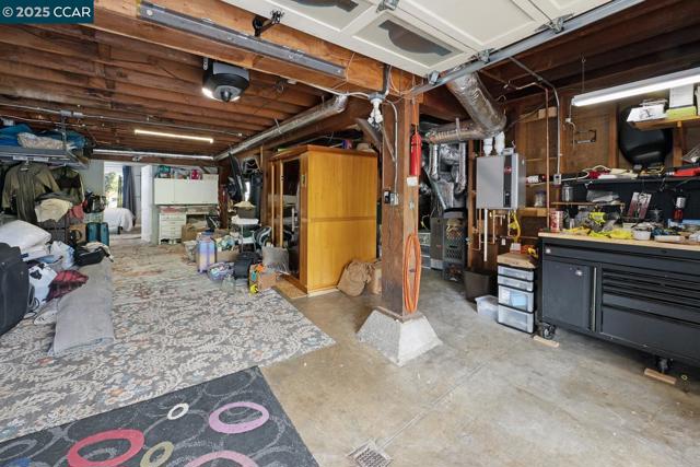 1923 28th Ave, San Francisco CA: https://media.crmls.org/mediaz/4ad122ac-1cc7-4da6-b497-4a2b5a611c5f.jpg
