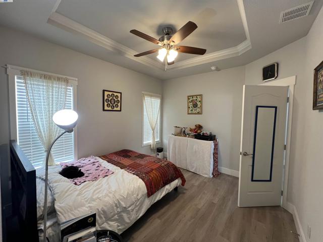 1515 N Milpitas Blvd, Milpitas CA: https://media.crmls.org/mediaz/4ad1dfe6-a8a8-442c-84f9-8344f3ef2ef8.jpg