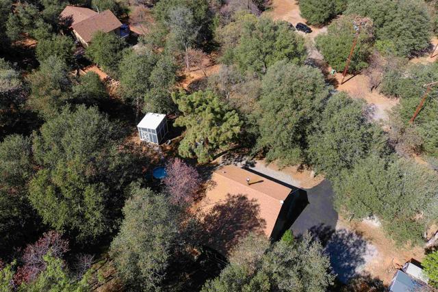 4314 Luneta Drive, Julian CA: https://media.crmls.org/mediaz/4ad2b5ab-1952-4854-a06b-e6d6246b875d.jpg