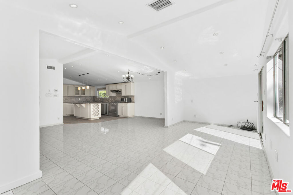 MLS #25616087 image #7