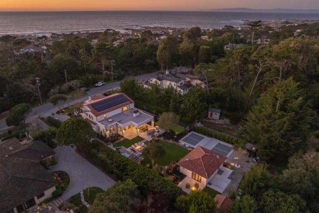 543 Asilomar Boulevard, Pacific Grove CA: https://media.crmls.org/mediaz/4ad394d4-0e94-4f53-80e5-01ed7931769a.jpg