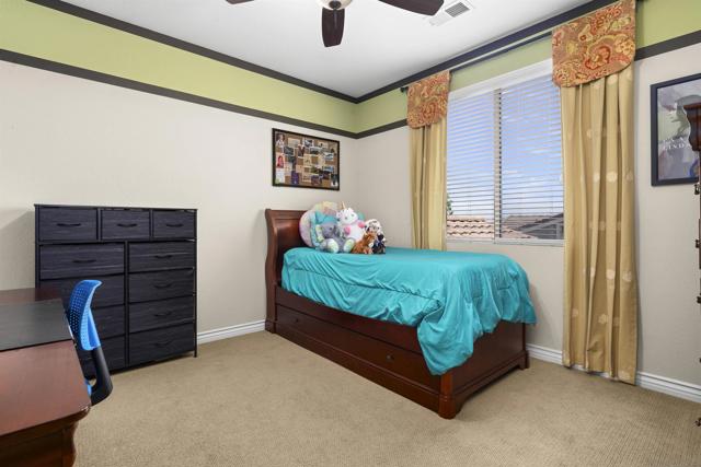 7787 Britt Pl, Santee CA: https://media.crmls.org/mediaz/4ad41a5d-1fe5-4f43-b083-3b3899c5d456.jpg