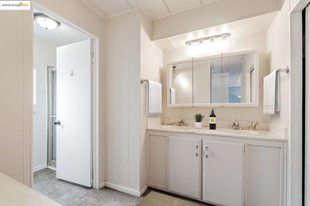 8200 Jantzen RD, Modesto CA: https://media.crmls.org/mediaz/4ad4283b-f644-487c-be32-93f426110757.jpg