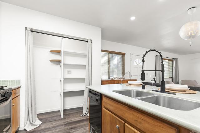 9838 MISSION VEGA DR, Santee CA: https://media.crmls.org/mediaz/4ad44723-58a6-46c9-87a9-20e7bbcf567a.jpg