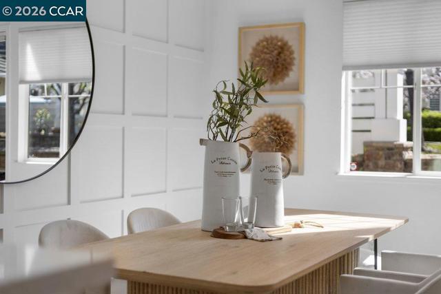 Image 2 of 52 For 172 Sugarloaf Ct