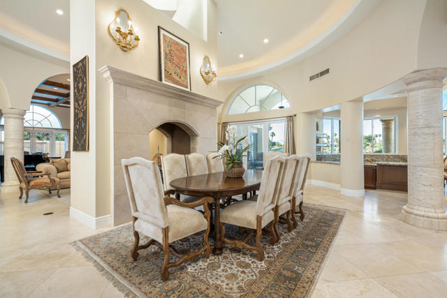 80614 Via Pessaro, La Quinta CA: https://media.crmls.org/mediaz/4ad51bf8-7ad5-4d18-8a64-3c0d22cd5f08.jpg