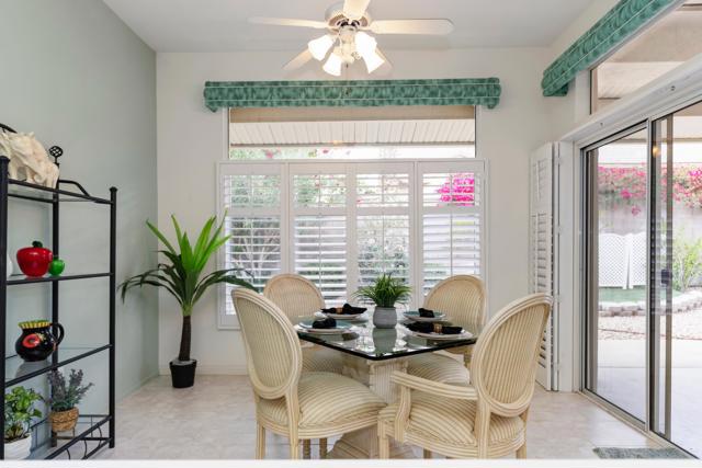 37549 Turnberry Isle Drive, Palm Desert CA: https://media.crmls.org/mediaz/4ad55a09-a149-4c03-81b1-8c9067504b28.jpg