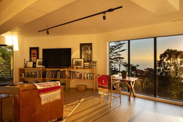 209 Crest Road, Carmel CA: https://media.crmls.org/mediaz/4ad63db5-27f3-430c-88c5-d0ab760cc520.jpg