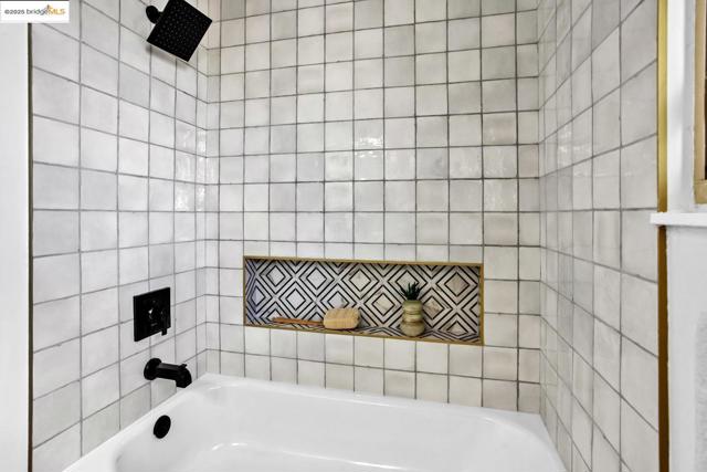 4369 Nelson DR, Richmond CA: https://media.crmls.org/mediaz/4ad66c83-7331-4acd-98a2-9d0629a51b42.jpg