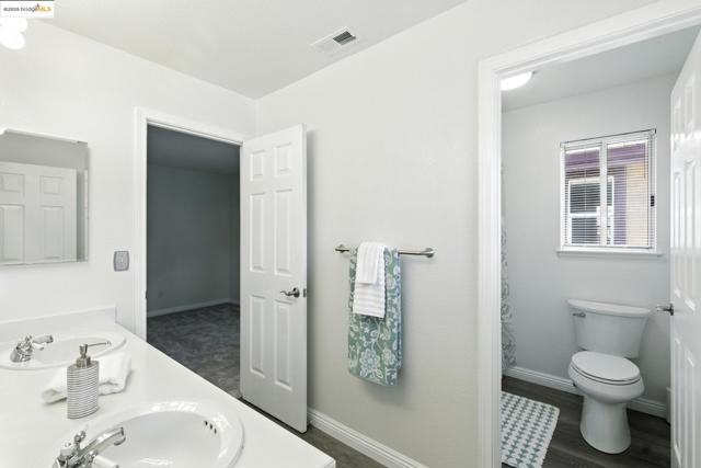 2201 Mark Twain Drive, Antioch CA: https://media.crmls.org/mediaz/4ad6984c-b67f-4d6e-90a4-824c317ea846.jpg