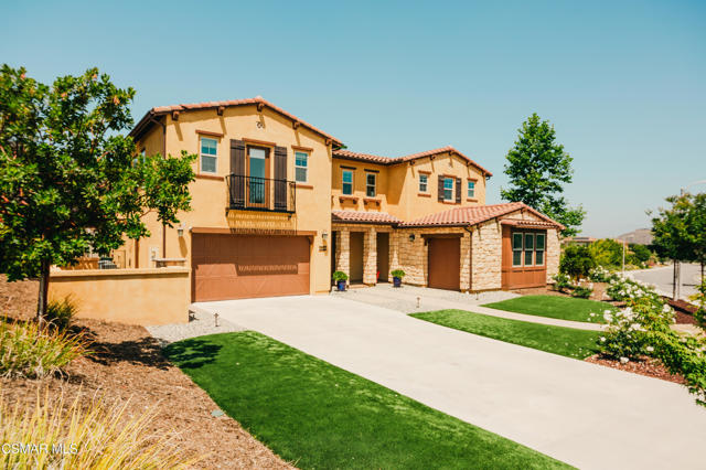 1323 Arroyo View Street, Thousand Oaks CA: https://media.crmls.org/mediaz/4ad6b44b-2843-4a2d-b965-5abd6089a3e8.jpg