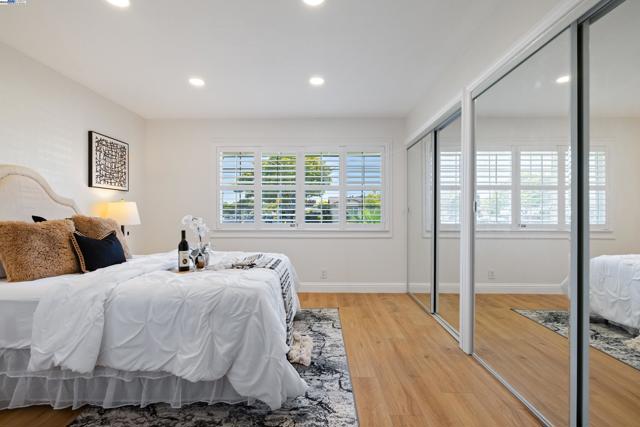 4501 Alice Way, Union City CA: https://media.crmls.org/mediaz/4ad7bd10-36a7-47cb-970a-c8c9aba6d9e1.jpg