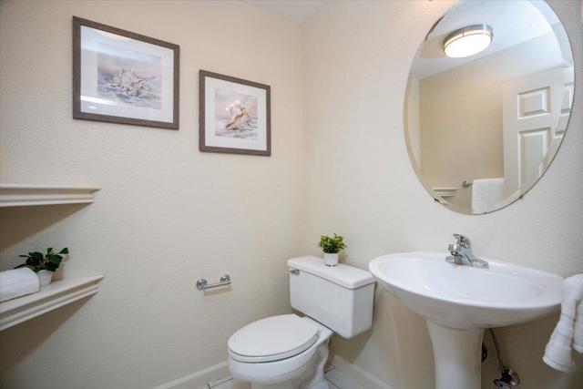 25 Windcrest Lane, South San Francisco CA: https://media.crmls.org/mediaz/4ad941c5-34f7-46e5-8ad4-ad96d64dccca.jpg