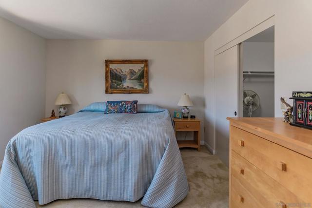 11686 Cacao Court, San Diego CA: https://media.crmls.org/mediaz/4ad947ba-ed98-4a30-b1e3-c8910b9a0341.jpg