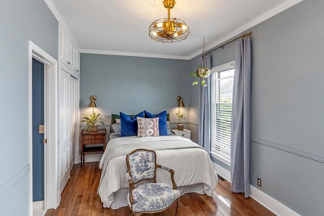 543 Spruce Avenue, Pacific Grove CA: https://media.crmls.org/mediaz/4ad95147-42ca-4e3d-92b4-a33738231a91.jpg