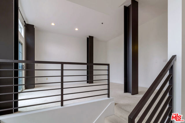5350 Playa Vista Drive, 14 photo 2