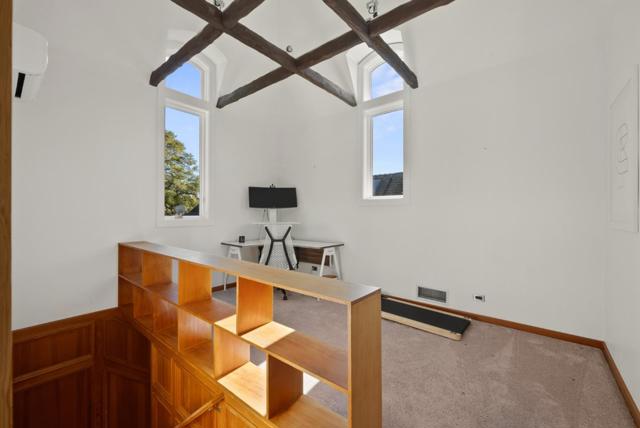 15220 Upper Ellen Road, Los Gatos CA: https://media.crmls.org/mediaz/4ada7a96-ff4a-4127-8ba5-13b4924c8ca0.jpg
