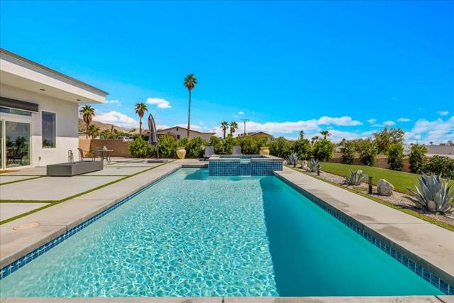 Image 8 of 41 For 11635 Upland Way