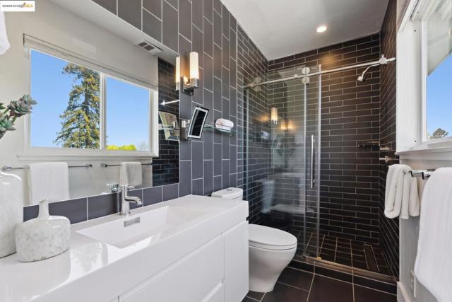321 Glendale Ave., Oakland CA: https://media.crmls.org/mediaz/4adc8e59-1583-4526-b7e7-7e7dd518d3a5.jpg