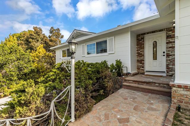 3593 Fernwood Street, San Mateo CA: https://media.crmls.org/mediaz/4add7ebc-c50c-4f5e-b2e2-21086b03a419.jpg