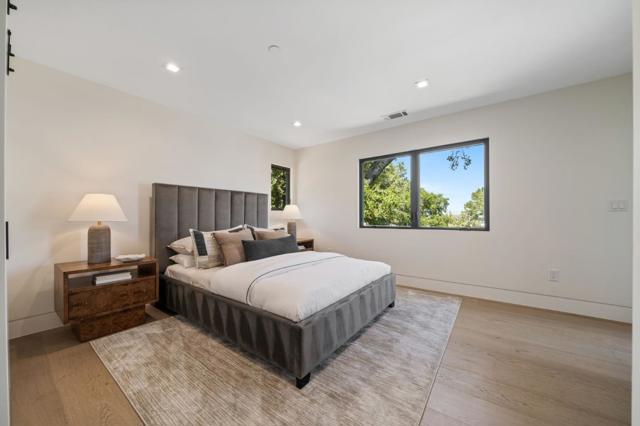 510 Darrell Road, Hillsborough CA: https://media.crmls.org/mediaz/4addc0e9-3aa8-4098-ae5a-da54079336b3.jpg