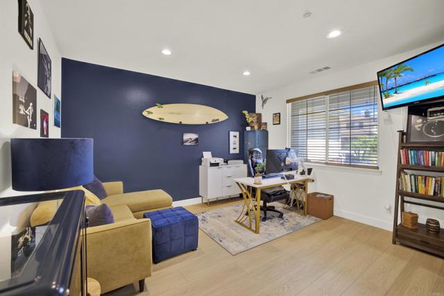 10576 Pinion Trl, Escondido CA: https://media.crmls.org/mediaz/4ade6d66-5030-435a-b305-4db27a8cc2f3.jpg