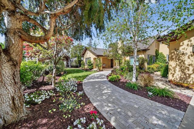 16839 Frank Avenue, Los Gatos CA: https://media.crmls.org/mediaz/4adf4f55-b6c7-4343-8cac-3886180fbe95.jpg