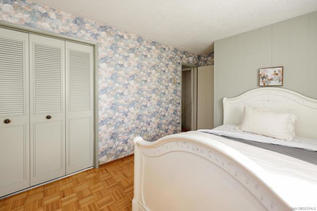 8550 Roach Drive, La Mesa CA: https://media.crmls.org/mediaz/4ae0de4e-5895-478c-a1aa-b530c2376207.jpg