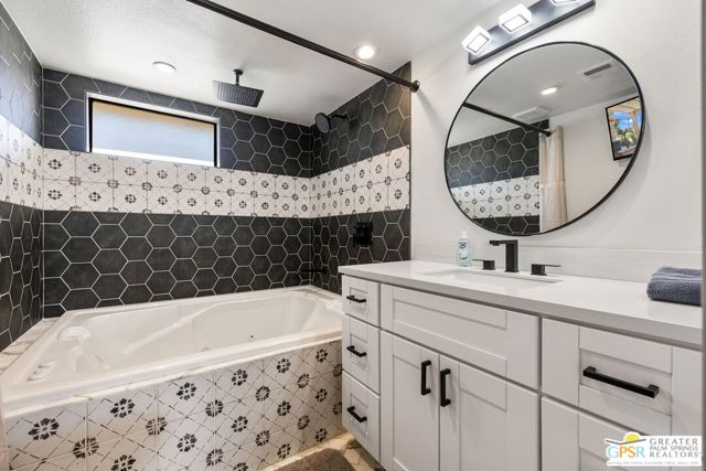 40165 Baltusrol Circle, Palm Desert CA: https://media.crmls.org/mediaz/4ae1fe7c-c103-4254-9a0d-0704664e85b5.jpg