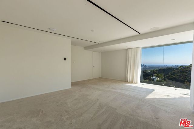 1853 Sunset Plaza Drive, Los Angeles CA: https://media.crmls.org/mediaz/4ae22ab0-fff1-424d-8a08-55dc07d3061a.jpg