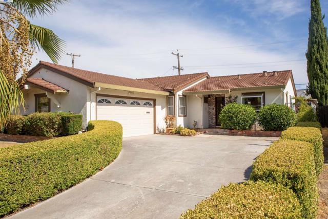 5083 Miramar, San Jose CA: https://media.crmls.org/mediaz/4ae3a1be-c71a-45d6-ae8f-7e84cb035b1c.jpg